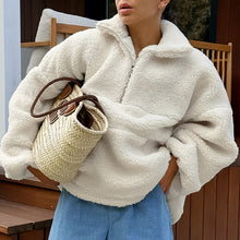 Women's Teddy Pullover in Beige – Oversized Fleece Hoodie with Zipper