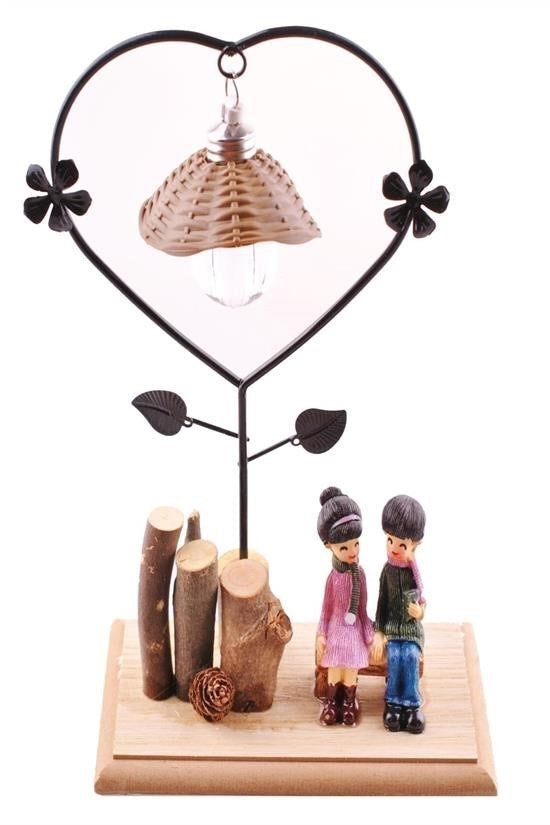 BUFFER® Bankta Oturan Romantik Çift Temalý Büyük Boy Masa Lambasý Biblo