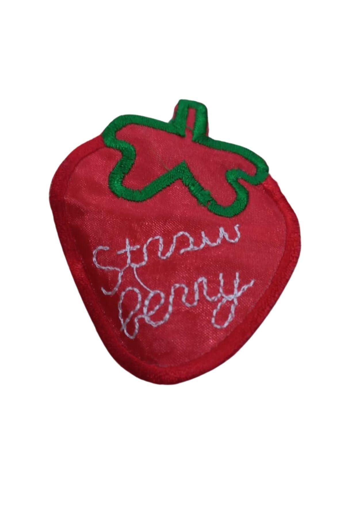 Aplike Ütü Ýle Yapýþan Büyük Çilek Desen