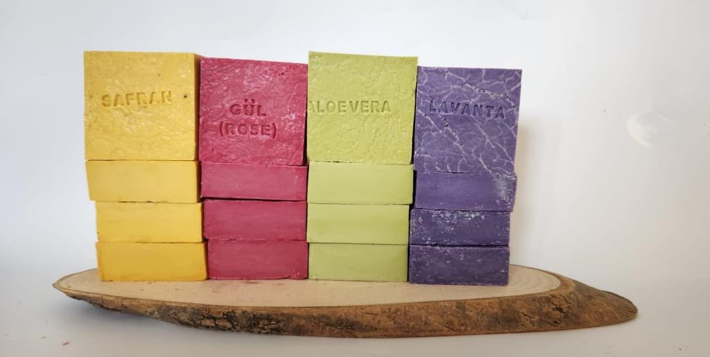 Doðal Üretim Sabunu Karýþýk (Safran-Gül-Lavanta-Aleovera)16'lý Set