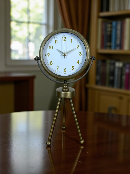Zentime Eskitme Vintage Üç Ayaklý Masa Saati